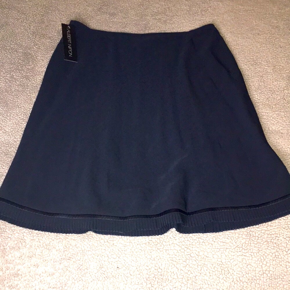 Albert Nipon Navy Blue Skirt With Accordion Fringe💙💙💙